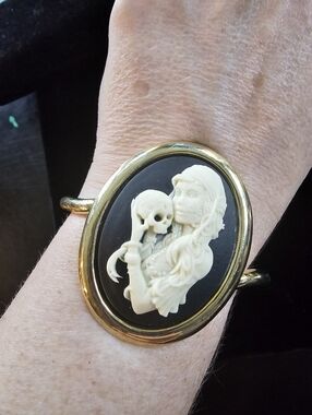 Vintage Cameo Bracelet